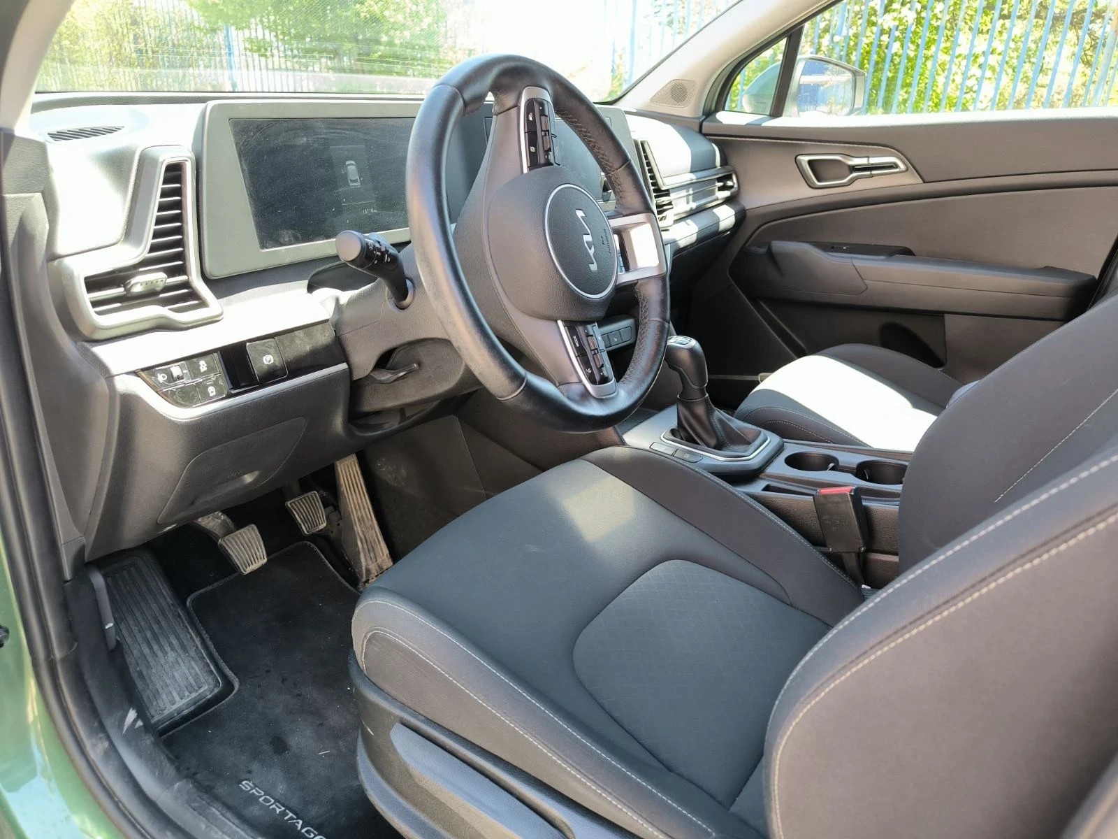 Kia Sportage, снимка 7 - Автомобили и джипове - 54331872