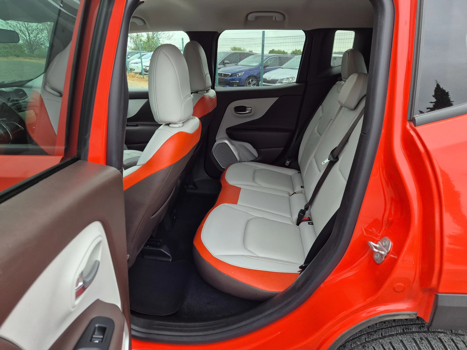 Jeep Renegade 2.0M-Jet Limited, снимка 12 - Автомобили и джипове - 54362067