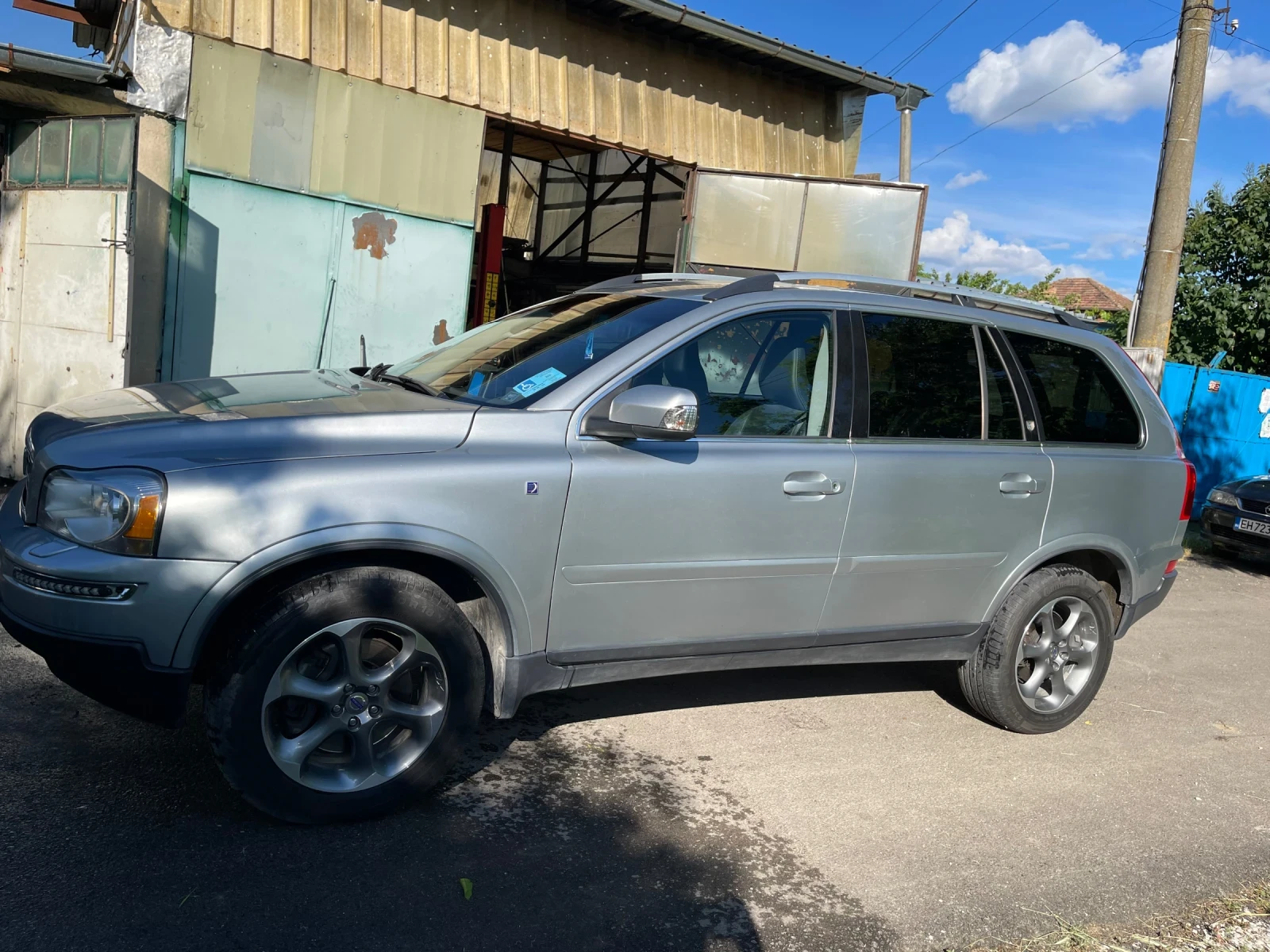 Volvo Xc90 2400, снимка 2 - Автомобили и джипове - 54933342