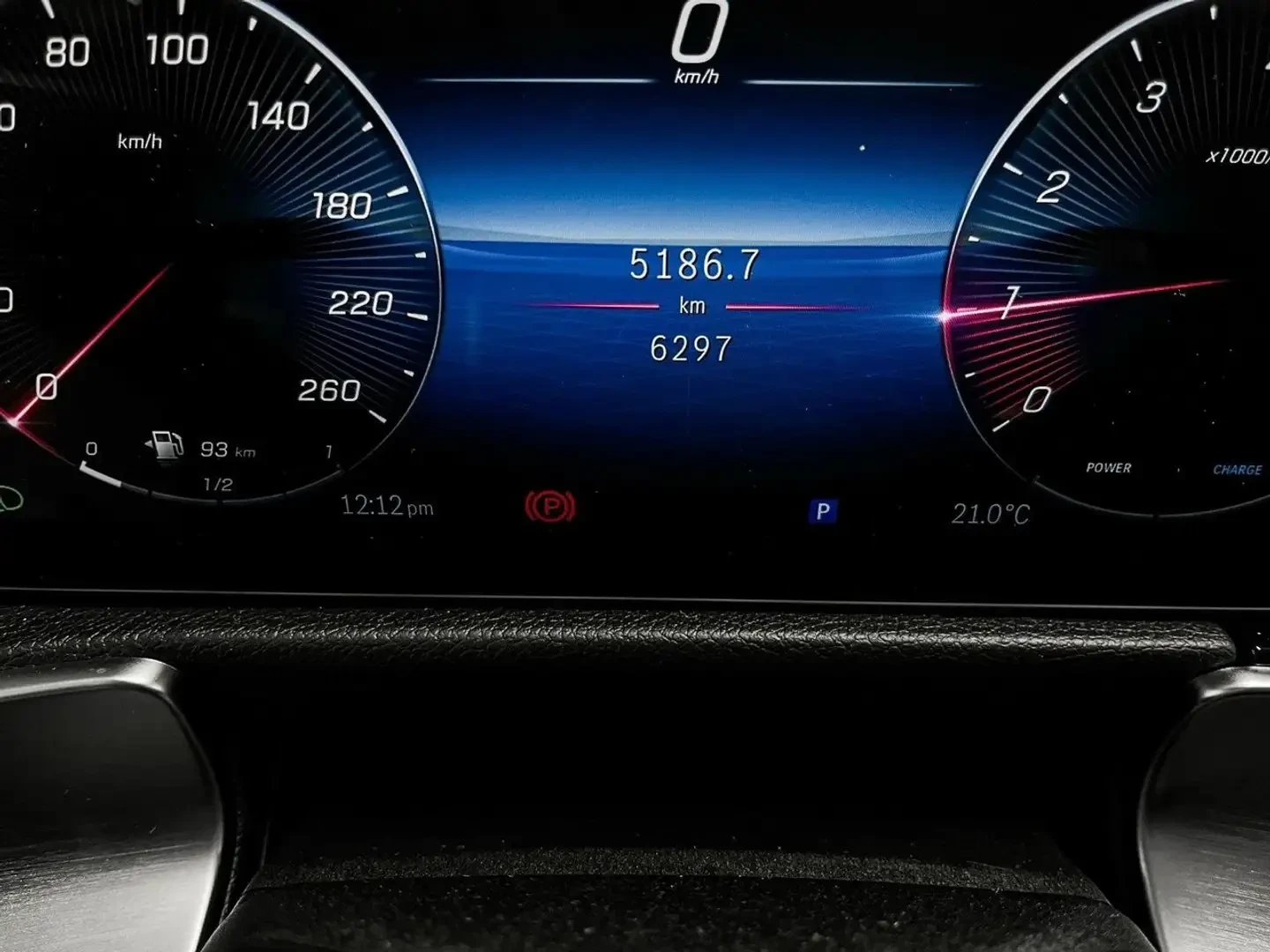 Mercedes-Benz GLB 250 4MATIC* Exclusive Trim* Night* Oт SilverStar, снимка 14 - Автомобили и джипове - 55185307