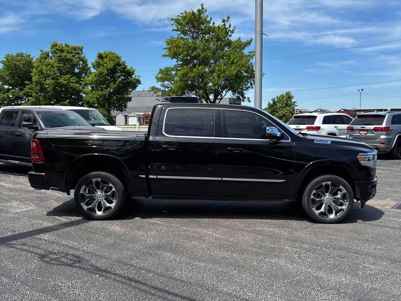 Dodge RAM 1500 * Limited * АВТОКРЕДИТ БЕЗ ПЪРВОНАЧАЛНА ВНОСКА* , снимка 3 - Автомобили и джипове - 55303718