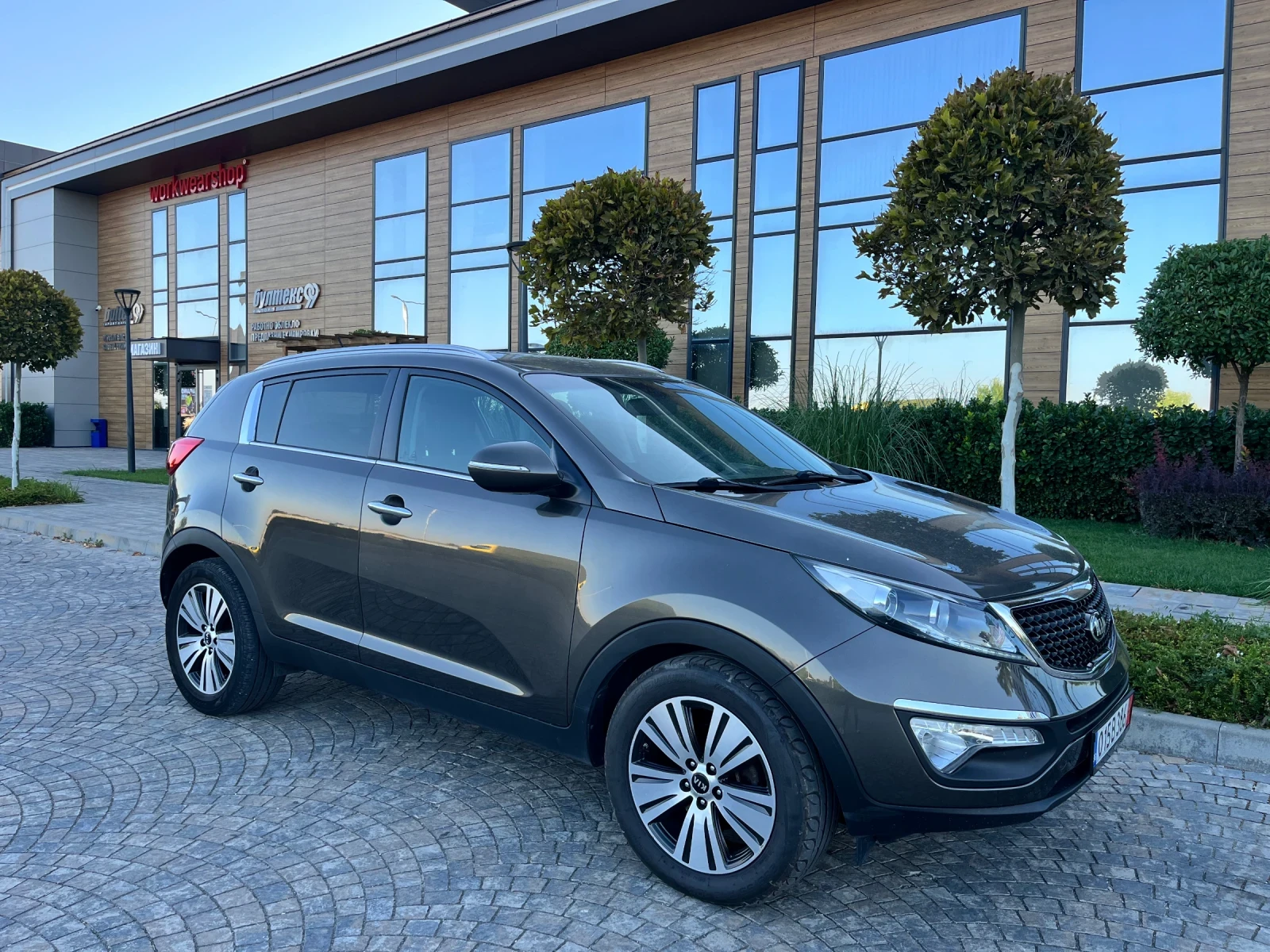 Kia Sportage 1.7CRDi* 166800км* Facelift* Android Navi* Waze* , снимка 6 - Автомобили и джипове - 55722966