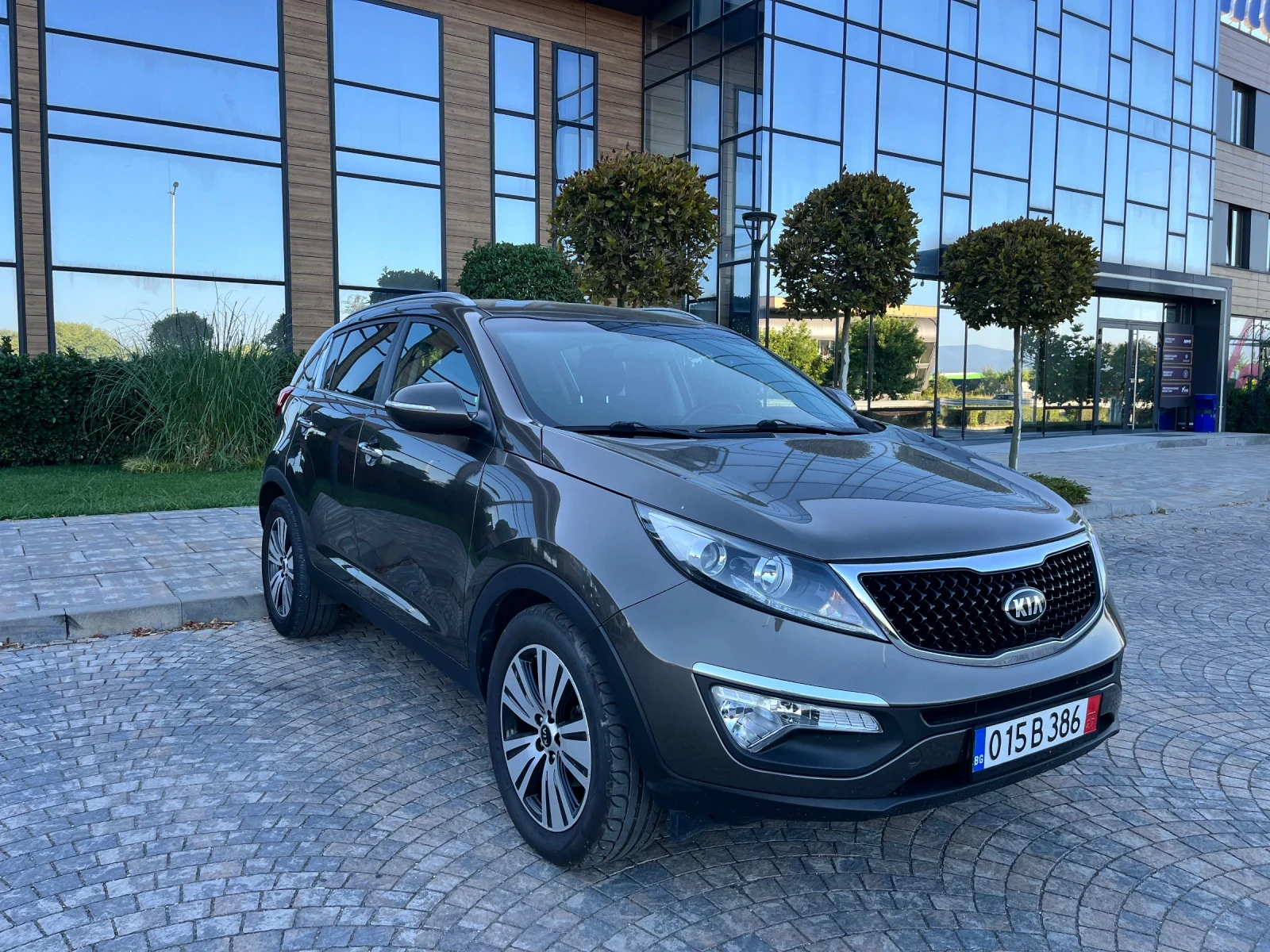 Kia Sportage 1.7CRDi* 166800км* Facelift* Android Navi* Waze* , снимка 8 - Автомобили и джипове - 55722966