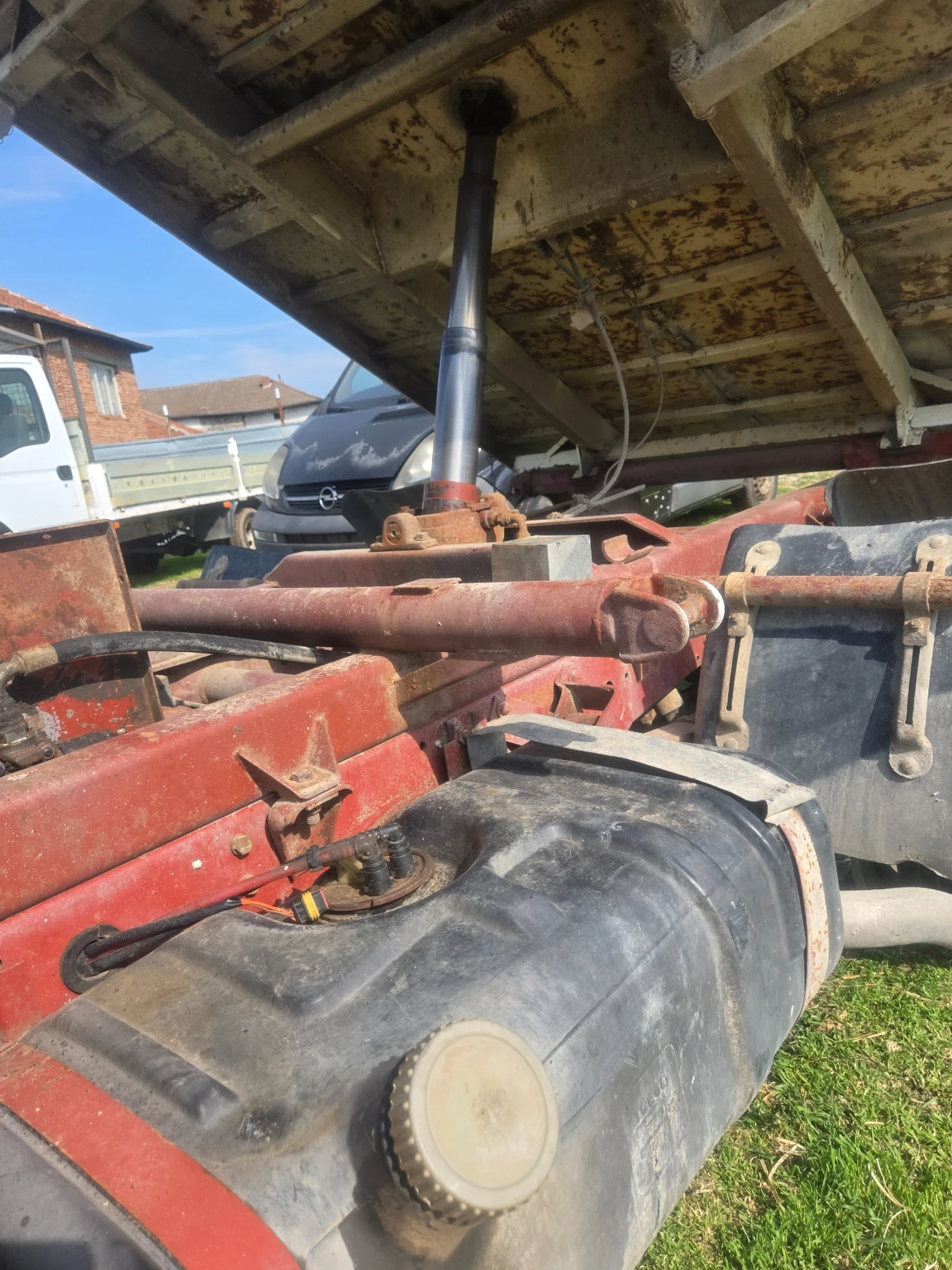 Iveco 3510 2800 ��� 102 ���� � ������ ����������� ����� 3, 10 | Mobile.bg � ����������� 10