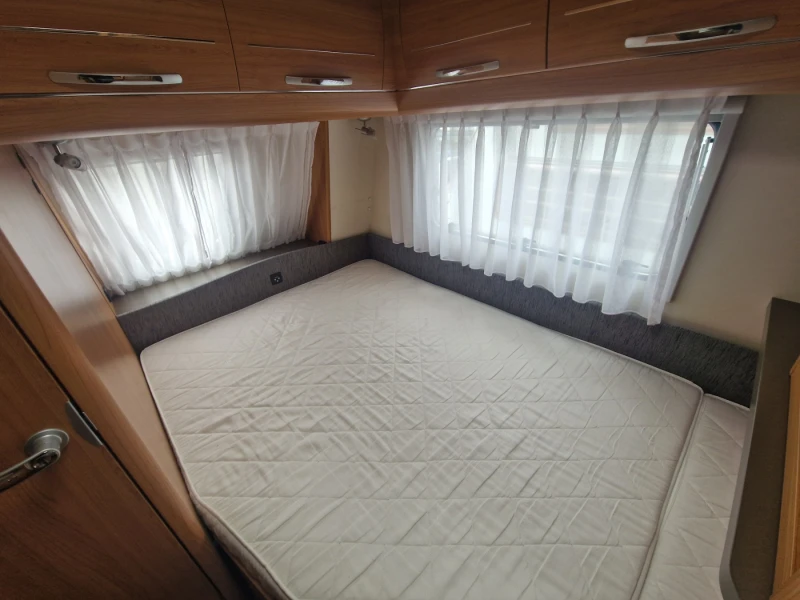 Каравана Hobby De Luxe 540 Швейцария, снимка 9 - Каравани и кемпери - 52617428