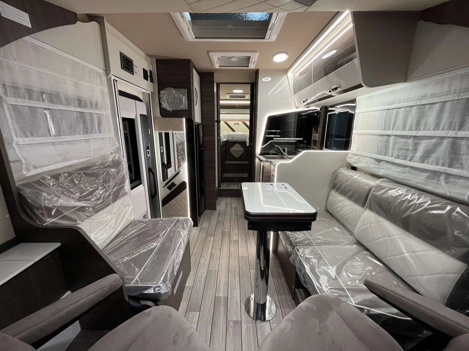 Кемпер McLouis MC4 Fiat 2025* Тента* Солар* Медия* Камера - изображение 4