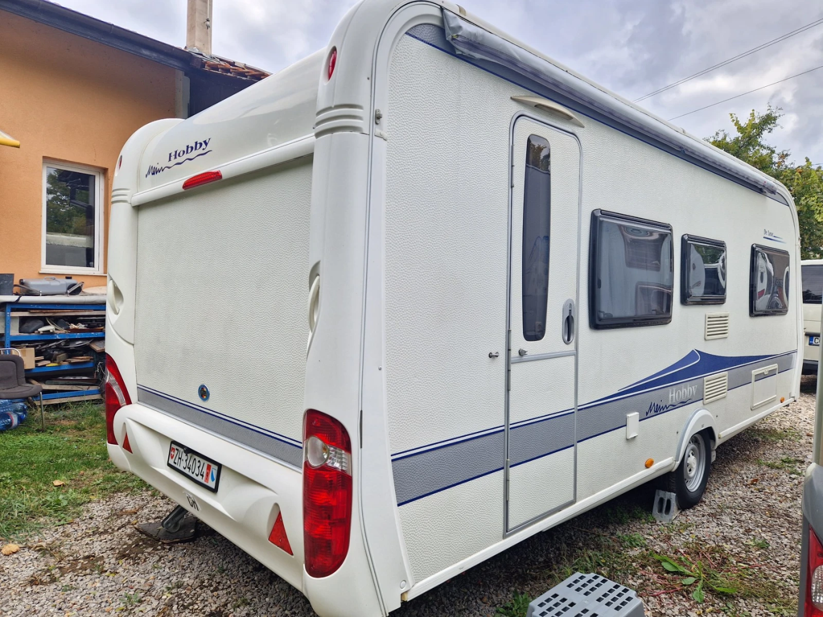 Каравана Hobby De Luxe 540 Швейцария - изображение 4