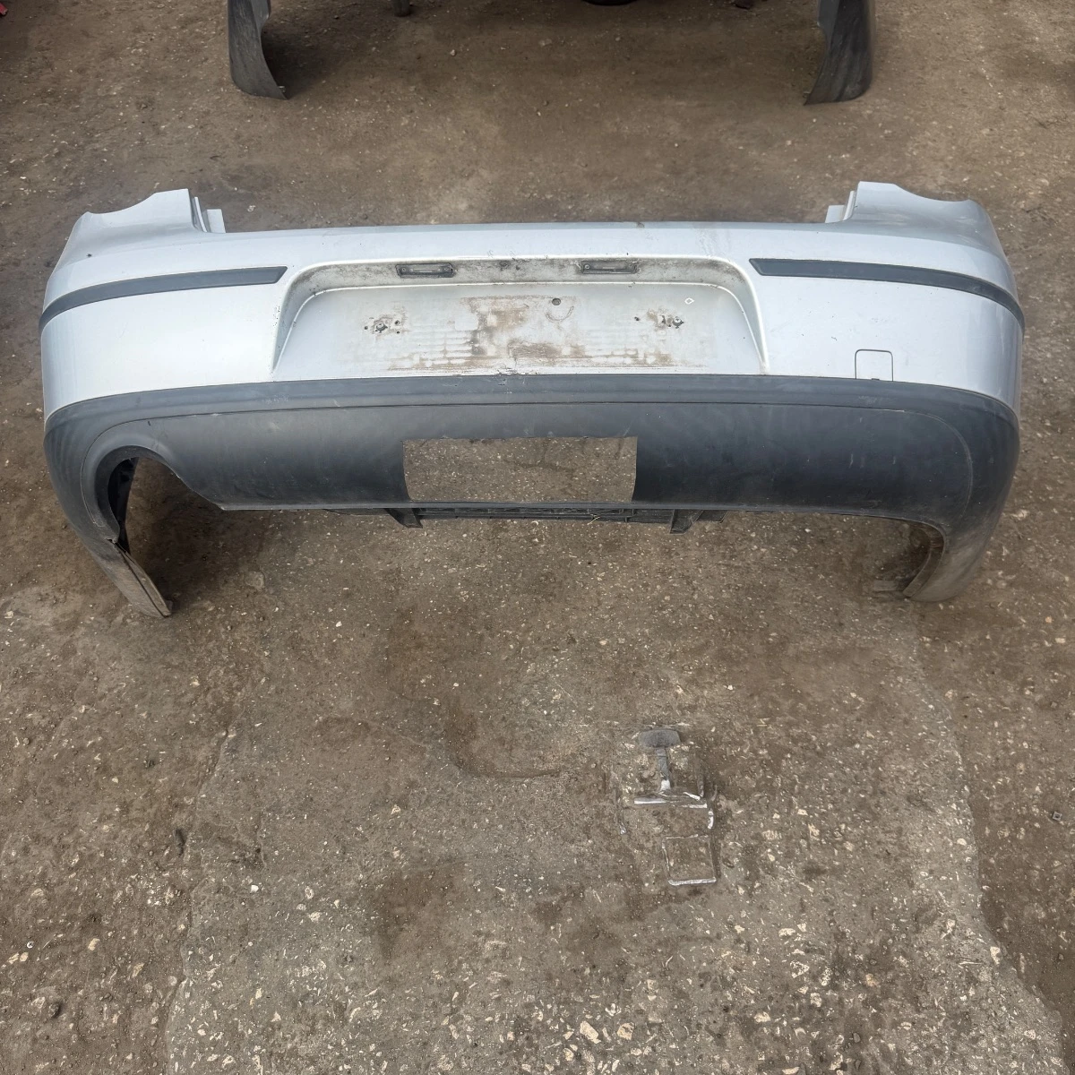 Задна броня за Volkswagen Passat B6 3C0807421 ном121 3C0807421-121-1708