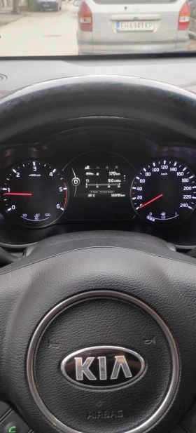 Kia Carens 1.7 CRDI, снимка 7