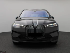 Обява за продажба на BMW iX xDRIVE40/326HP/LASER/360/AHK/DAB/SOFTCL./ACC/252f ~91 599 лв. - изображение 1
