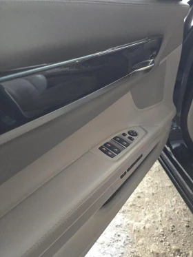 BMW 750 d xDdrive, снимка 4