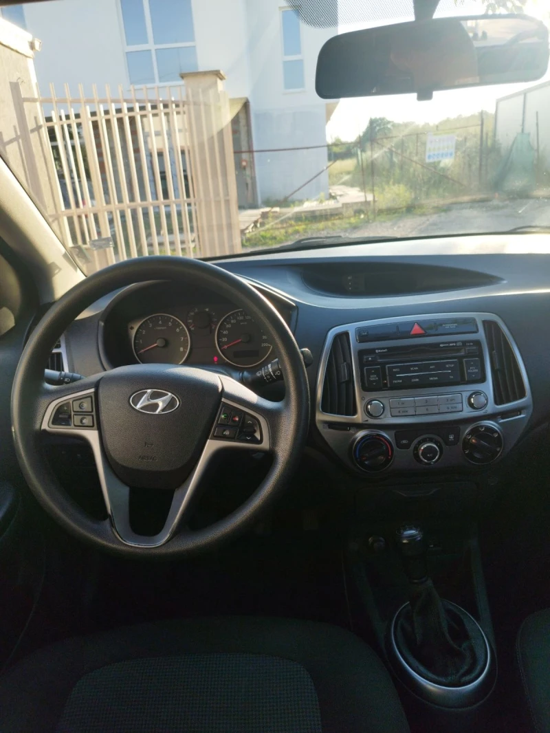 Hyundai I20, снимка 6 - Автомобили и джипове - 47358059