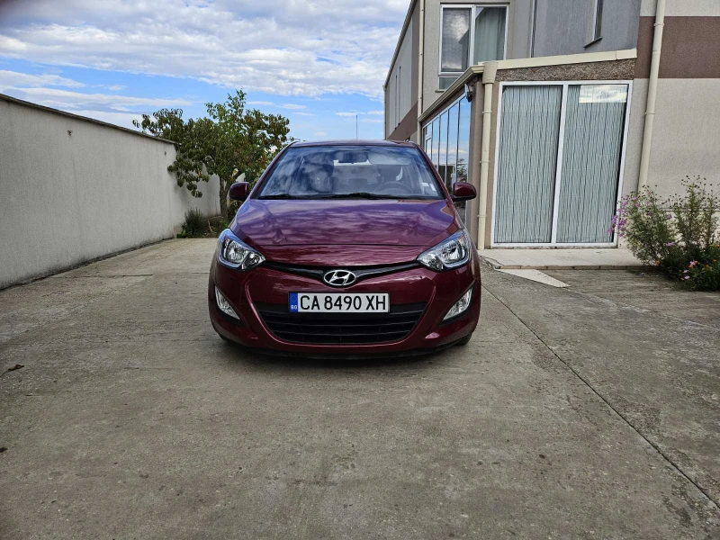 Hyundai I20, снимка 3 - Автомобили и джипове - 47358059