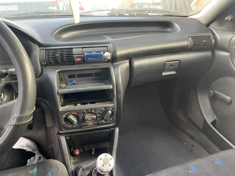 Opel Astra, снимка 8 - Автомобили и джипове - 48619083