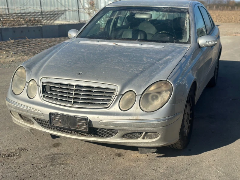 Mercedes-Benz E 270 На части, снимка 5 - Автомобили и джипове - 47947321