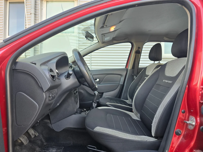 Dacia Sandero Stepway 0.9 Tce, снимка 6 - Автомобили и джипове - 48029205