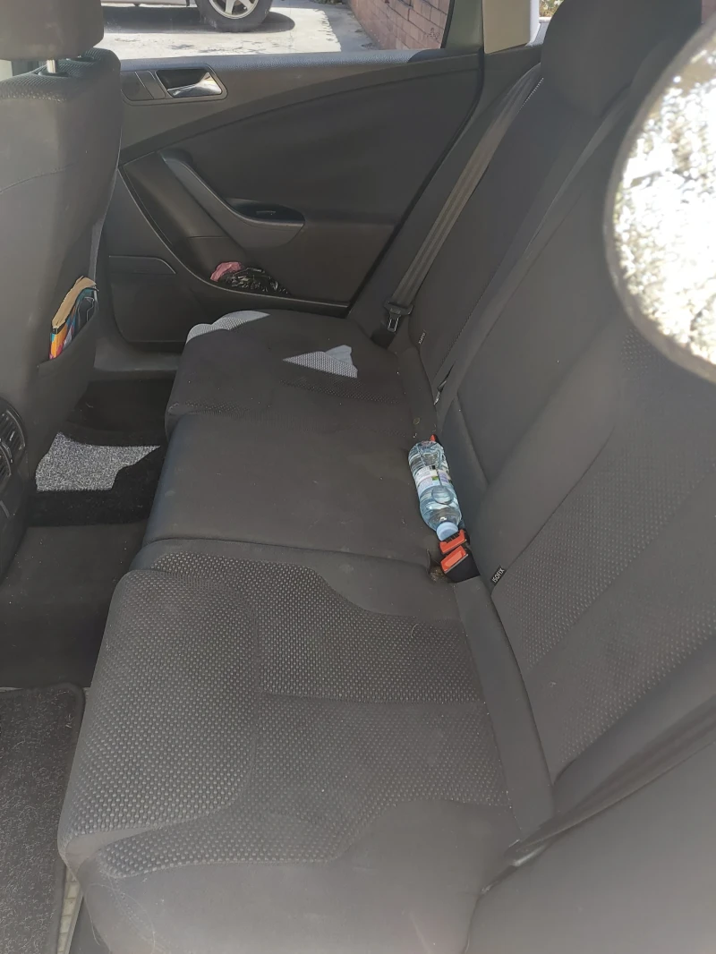 VW Passat, снимка 6 - Автомобили и джипове - 51626135