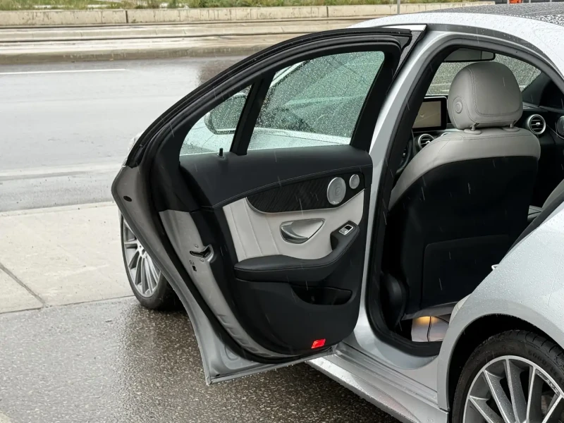 Mercedes-Benz C 400 AMG, BURMESTER, PANORAMA, KEYLESS, NAPPA, 4MATIC, снимка 14 - Автомобили и джипове - 52523437