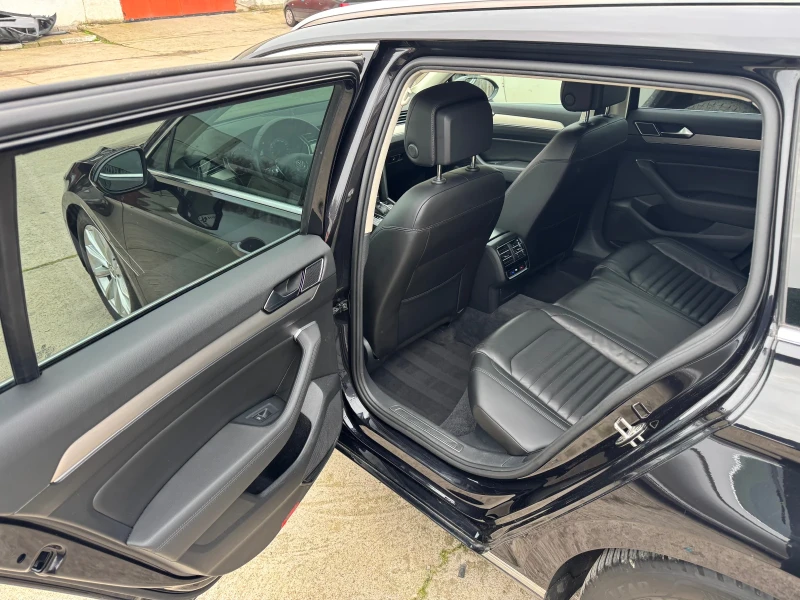 VW Passat 2.0TDI VIRTUAL DISTRONIC HIGHLINE, снимка 6 - Автомобили и джипове - 52867375