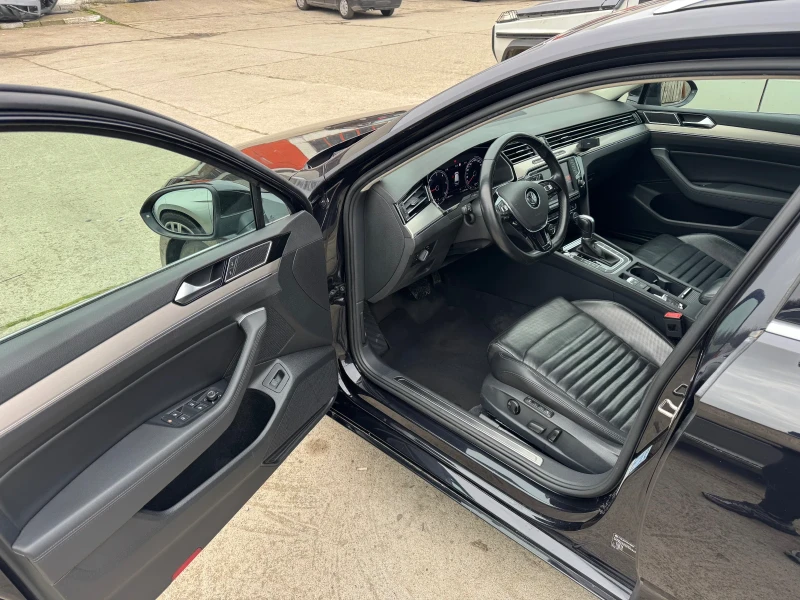 VW Passat 2.0TDI VIRTUAL DISTRONIC HIGHLINE, снимка 5 - Автомобили и джипове - 52867375