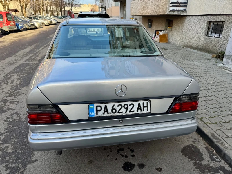 Mercedes-Benz 124 W124/2.0 122к.с, снимка 5 - Автомобили и джипове - 53066683