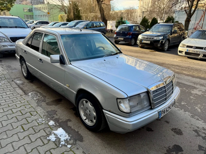 Mercedes-Benz 124 W124/2.0 122к.с, снимка 8 - Автомобили и джипове - 53066683