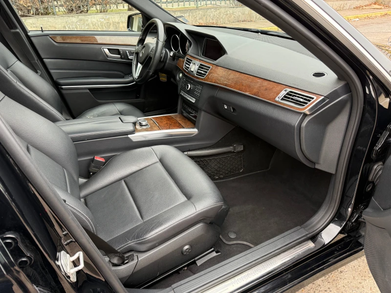 Mercedes-Benz E 350 4Matic Facelift Harman/Kardon, снимка 15 - Автомобили и джипове - 53180119