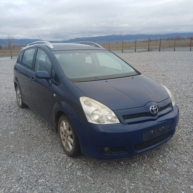 Toyota Corolla verso 2.2d4d НА ЧАСТИ