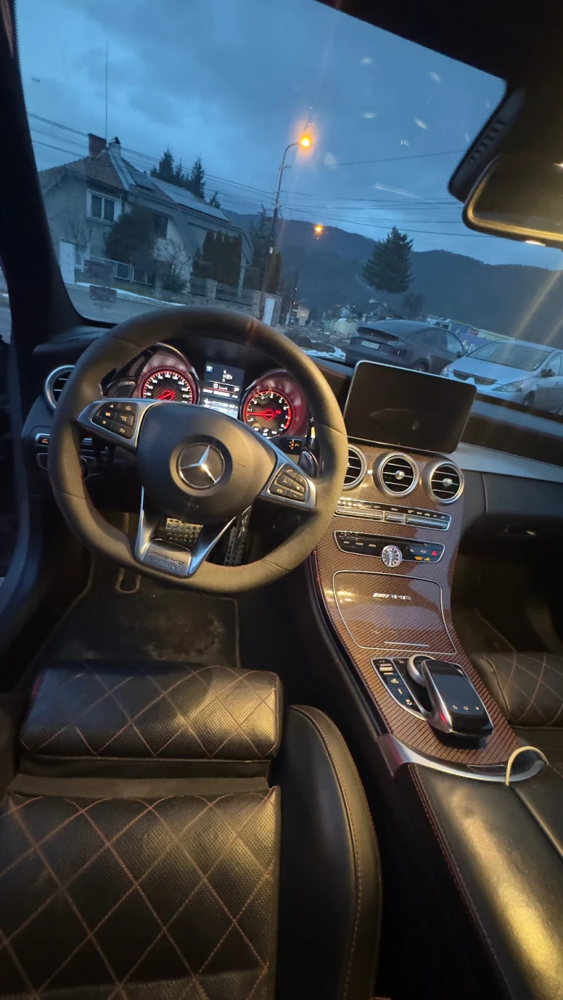 Mercedes-Benz C 63 AMG C 63 S Edition One, снимка 13 - Автомобили и джипове - 53373926