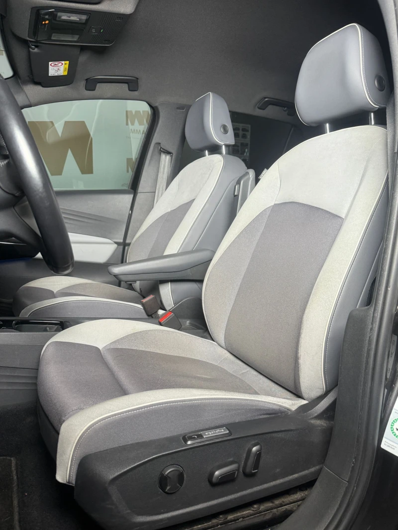 VW ID.3 Pro S* Massage* HuD* Keyless* Ambient, снимка 8 - Автомобили и джипове - 53590333