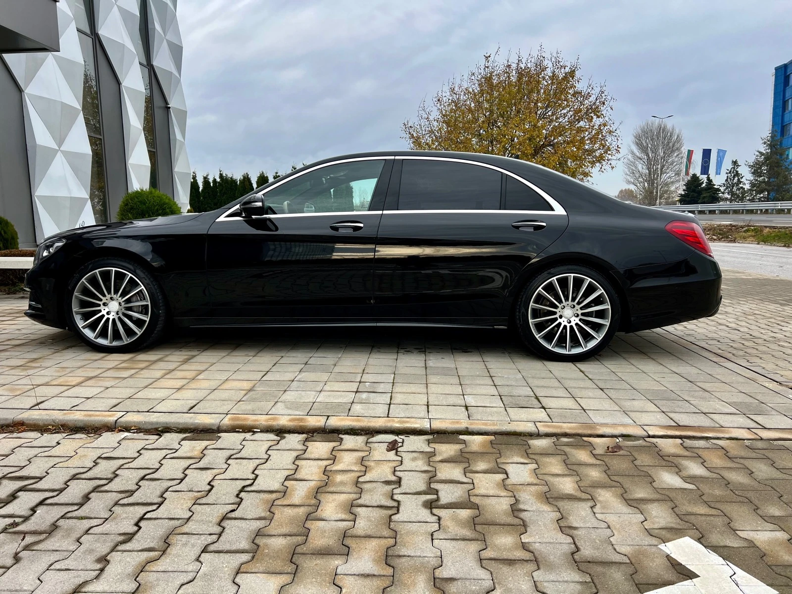 Mercedes-Benz S 350 AMG-4MATIC-LONG-3TV-BUSINESS-CLAS-BURMESTER-KEY-GO - изображение 8