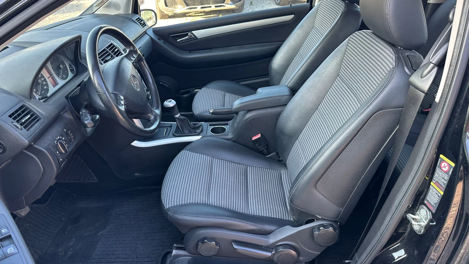 Mercedes-Benz A 170 Avantgarde - изображение 9