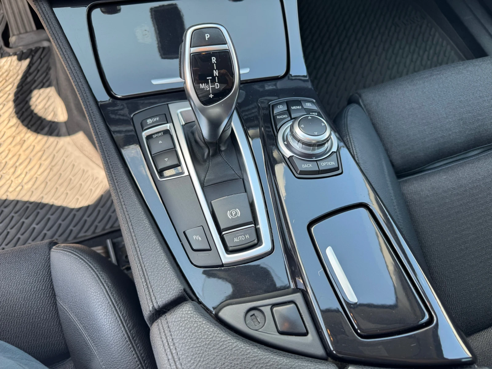 BMW 520 2.0D LUXURY * F10 | Mobile.bg   13