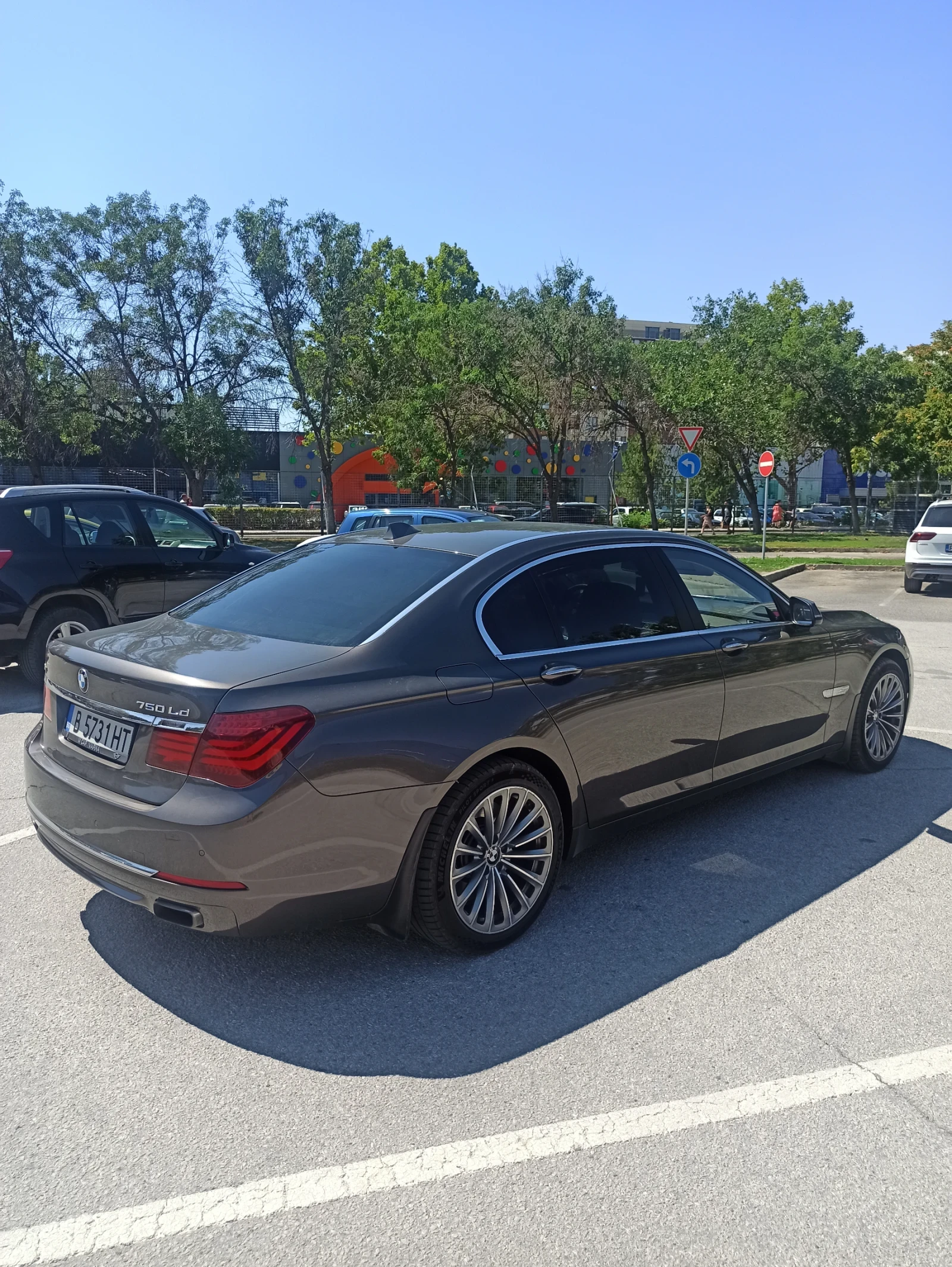 BMW 750 ld(Long)LCI/LED/Night vision/вериги/обдухване - изображение 4