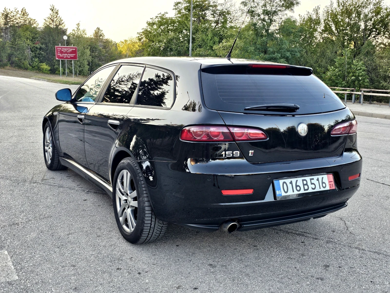 Alfa Romeo 159 sportwagon 1.9 JTD m 16v  Ti - изображение 6
