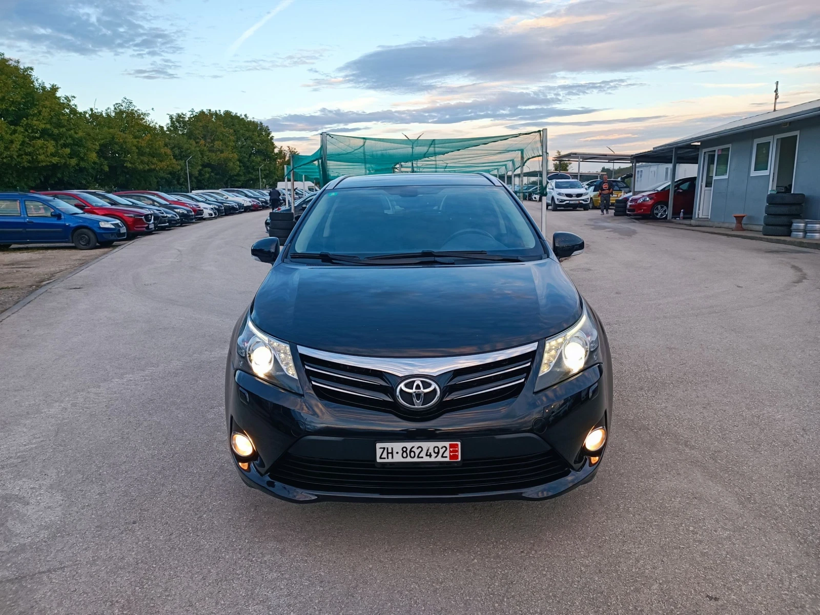 Toyota Avensis 2.0i-152��-���������-�����-6��-KEYLESS-NAVI | Mobile.bg � ����������� 1