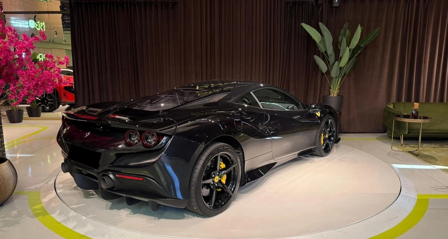 Ferrari F8 Tributo - изображение 2