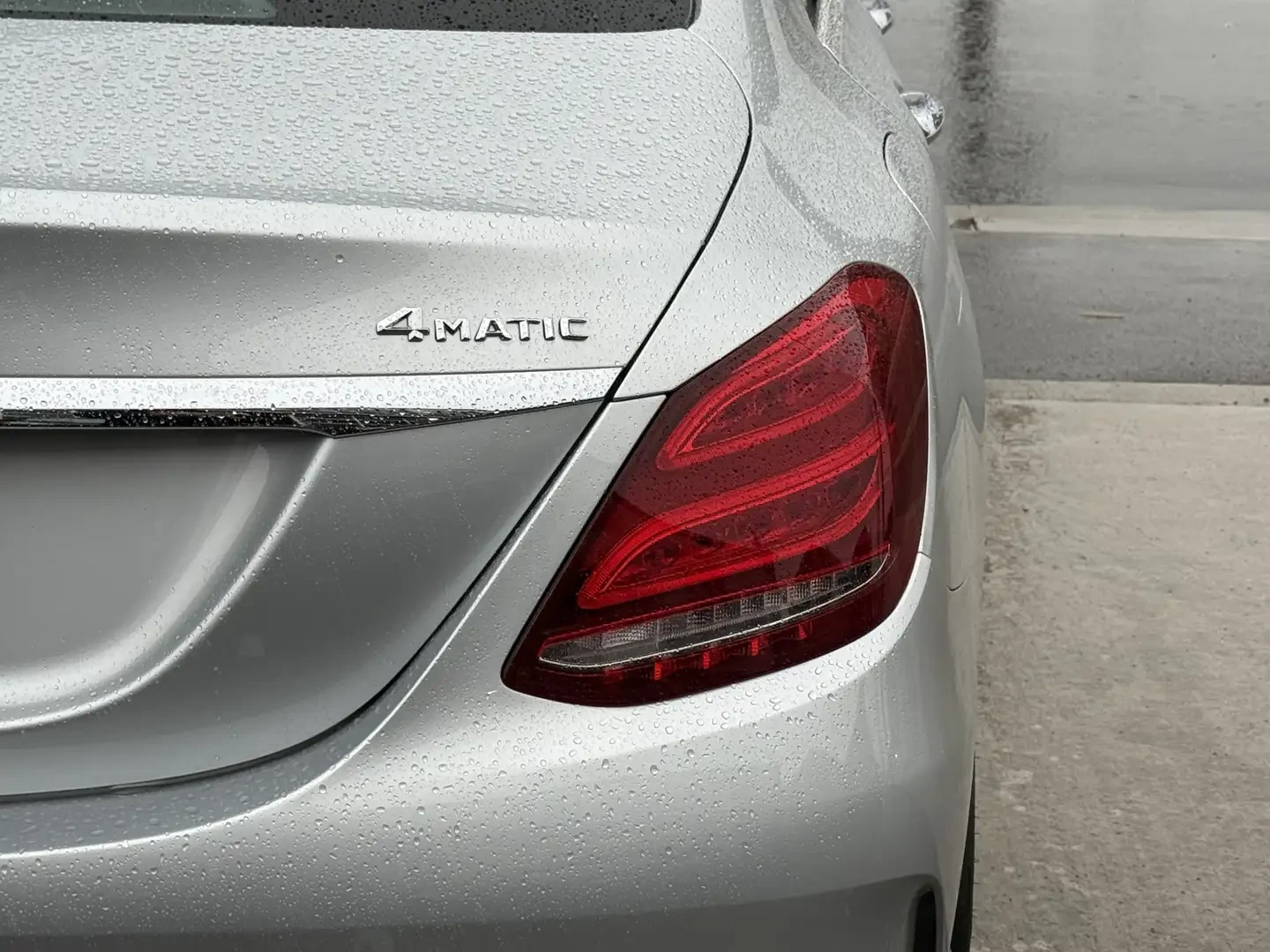 Mercedes-Benz C 400 AMG, BURMESTER, PANORAMA, KEYLESS, NAPPA, 4MATIC - изображение 6