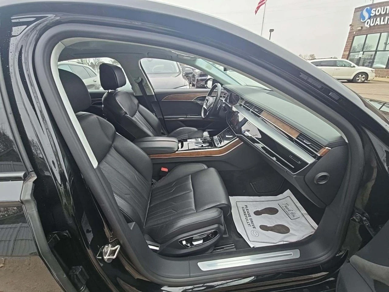 Audi A8 * CARFAX * ��� ������������ ������ | Mobile.bg � ����������� 11