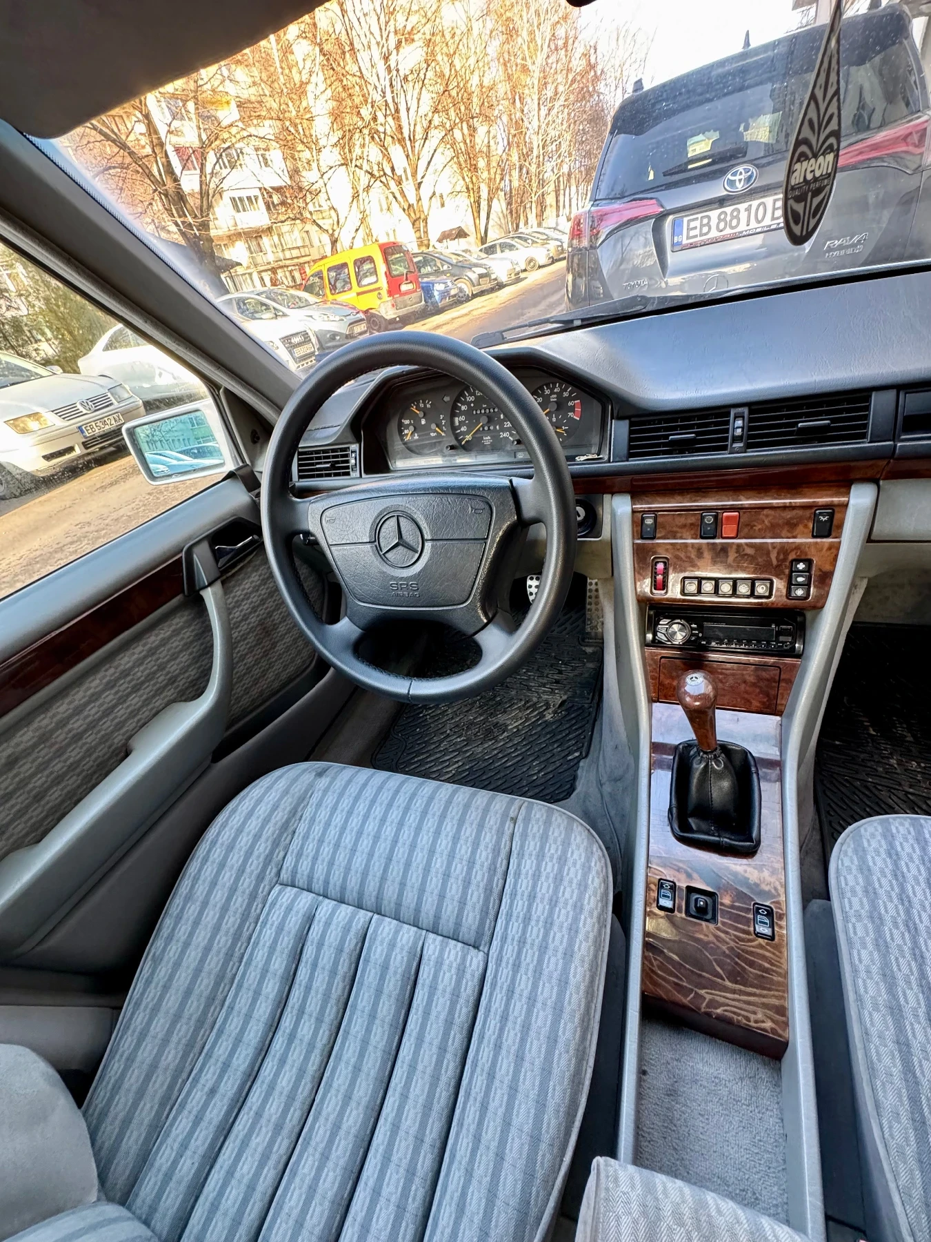 Mercedes-Benz 124 W124/2.0 122�.� | Mobile.bg � ����������� 11