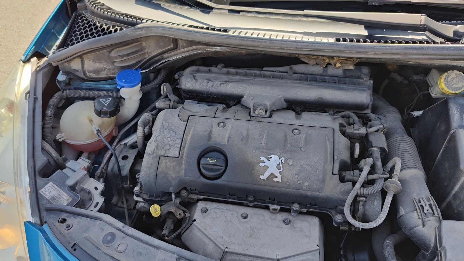 Peugeot 207 Avtomat, снимка 16 - Автомобили и джипове - 54097240