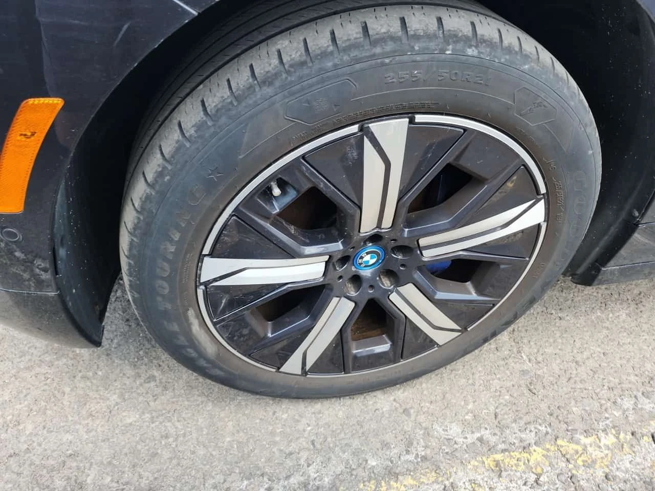 BMW iX XDRIVE40  CARFAX, снимка 13 - Автомобили и джипове - 54838210