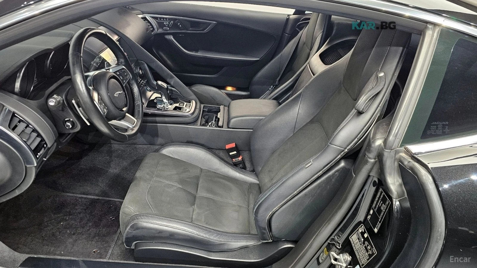 Jaguar F-Type * P300* КОЖА* ПОДГРЕВ* КАМЕРА* NAVI* LED* , снимка 12 - Автомобили и джипове - 54893013