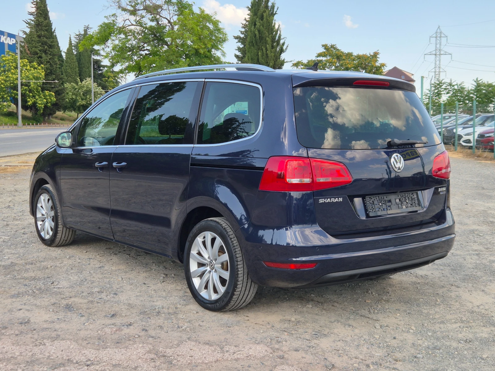 VW Sharan 2.0TDI DSG 6+ 1, снимка 3 - Автомобили и джипове - 55090917
