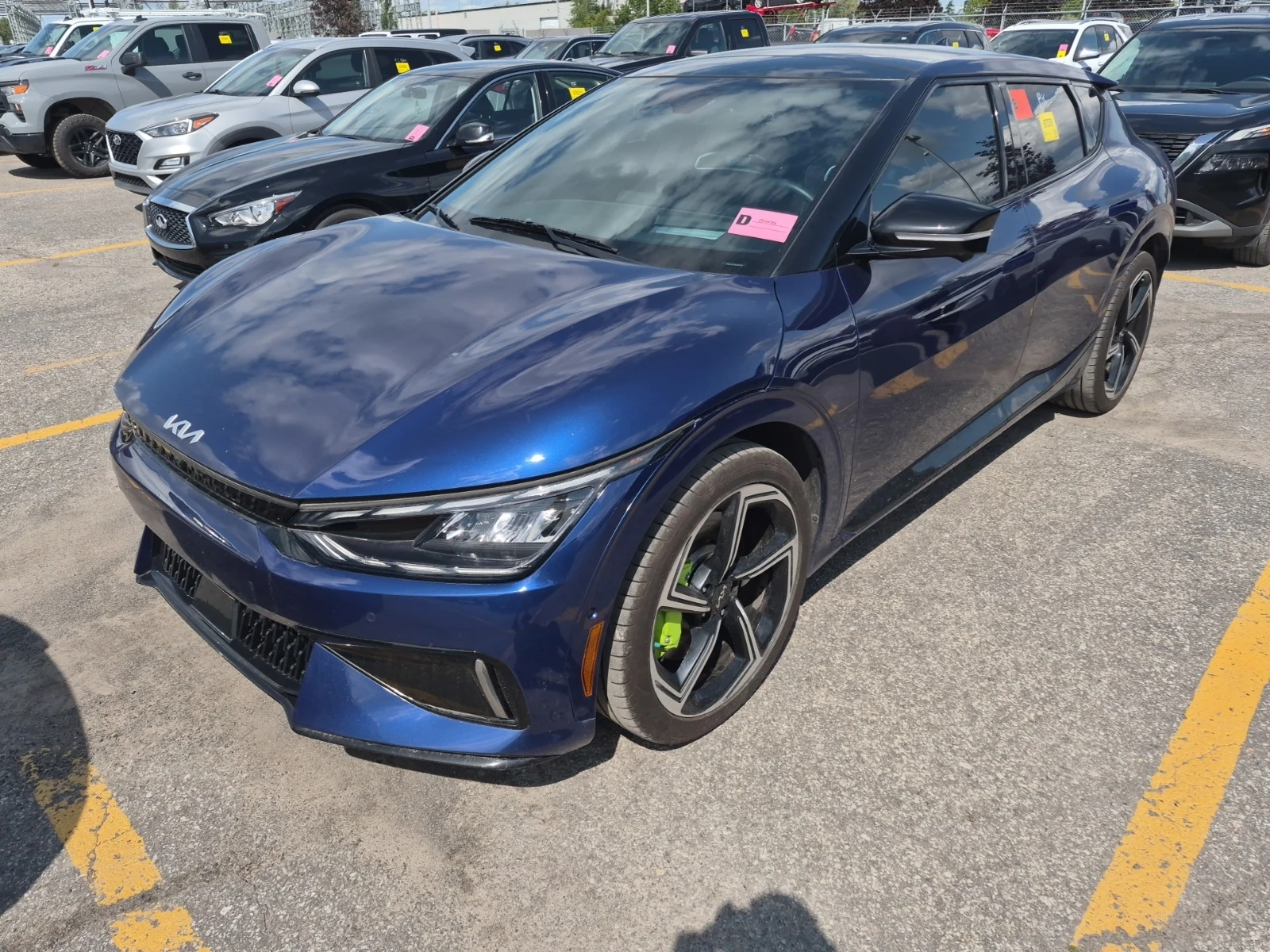 Kia EV6 GT AWD| 585кс| 0 до 100 за 3, 5 сек
