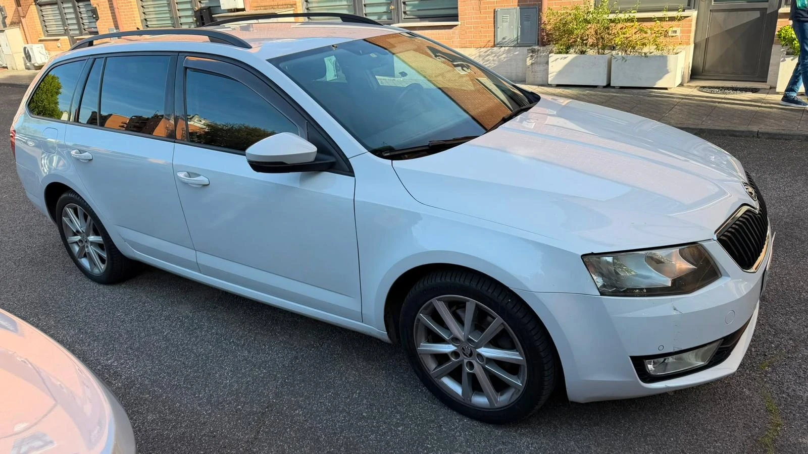 Skoda Octavia 1.4/Фабричен Метан, снимка 4 - Автомобили и джипове - 55852532