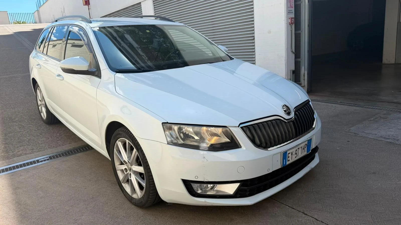 Skoda Octavia 1.4/Фабричен Метан, снимка 7 - Автомобили и джипове - 55852532