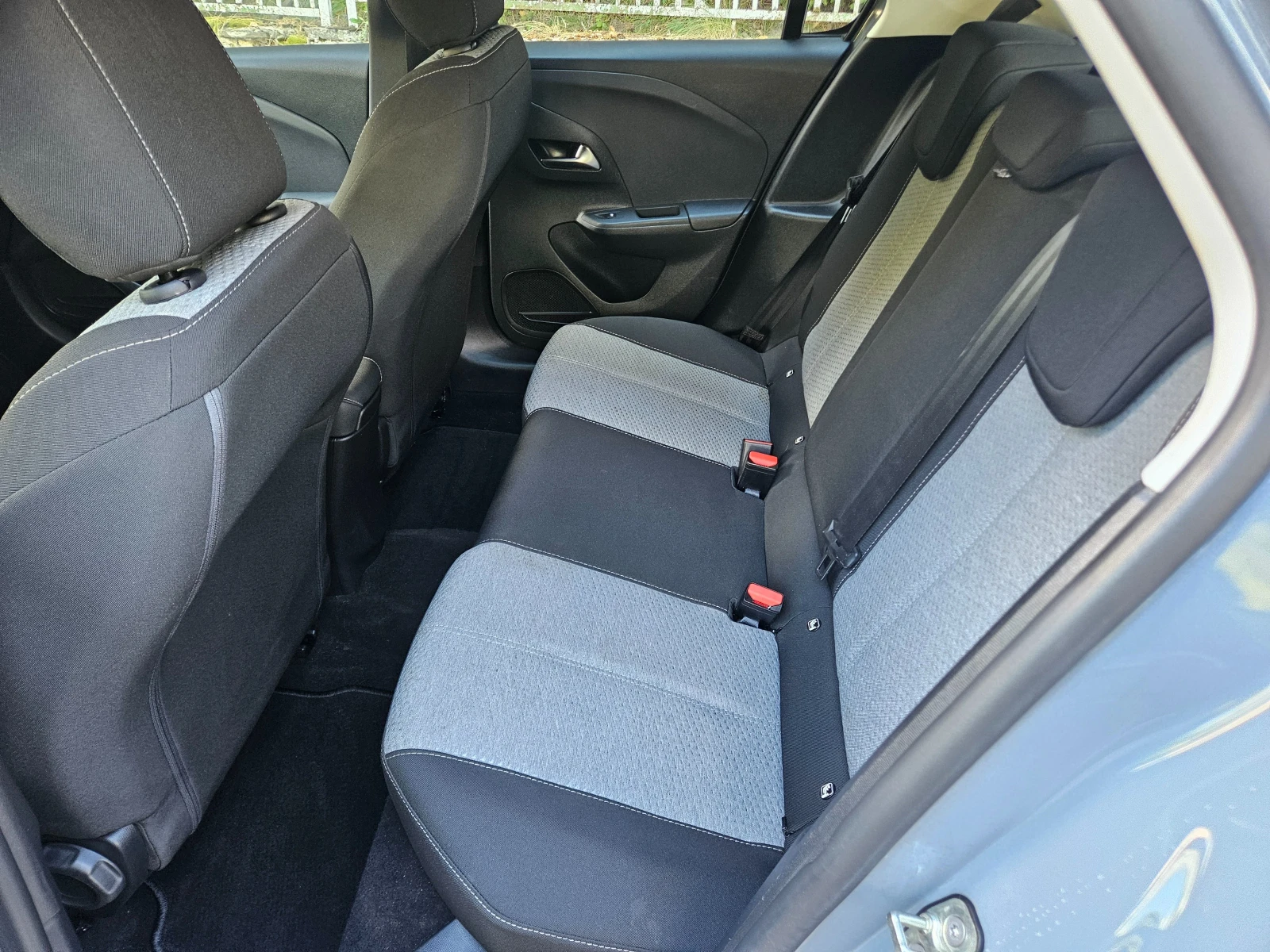 Opel Corsa E, снимка 8 - Автомобили и джипове - 56193582