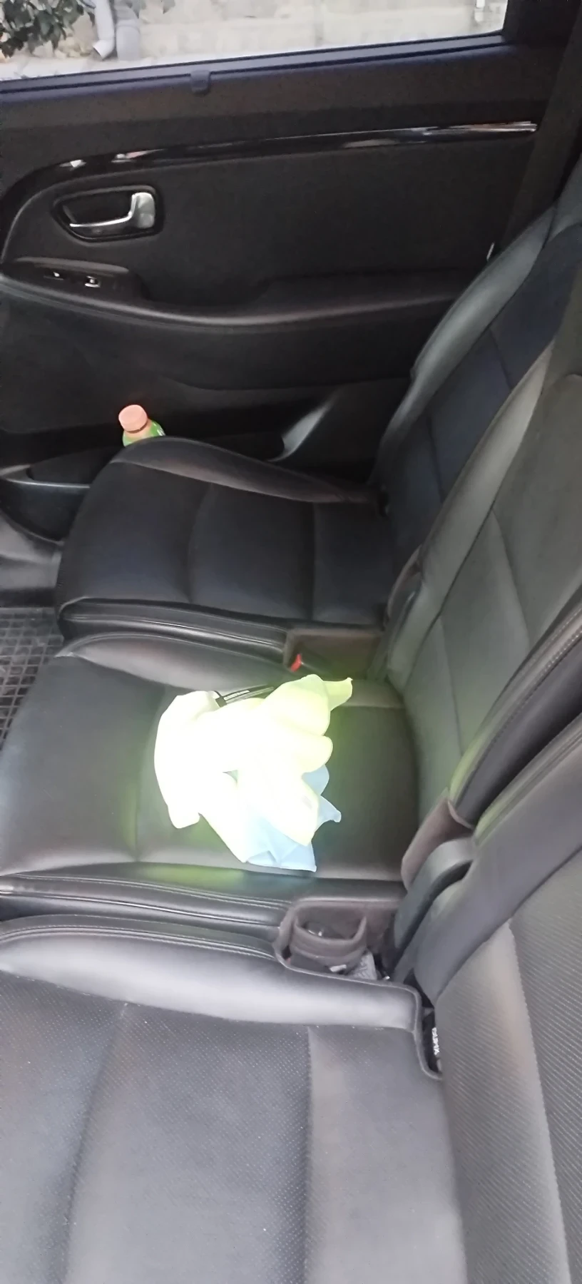 Kia Carens 1.7 CRDI, снимка 3 - Автомобили и джипове - 56360699