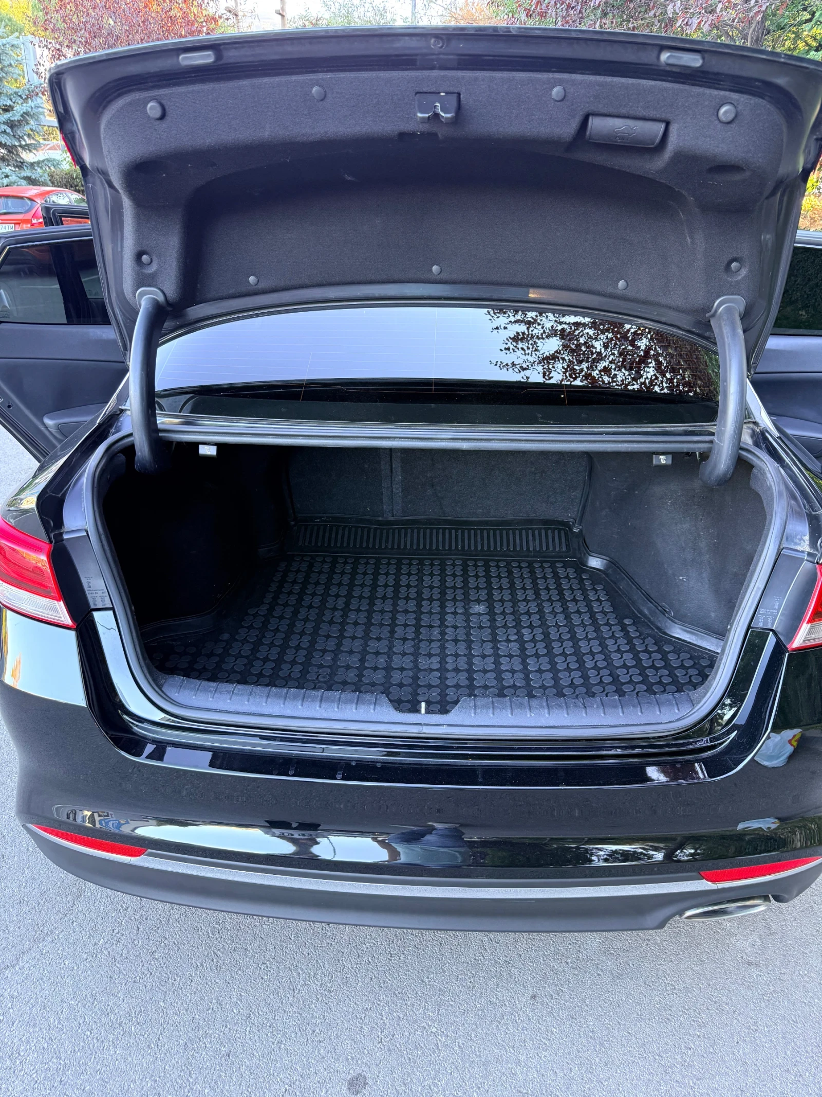 Kia Optima, снимка 13 - Автомобили и джипове - 56351263
